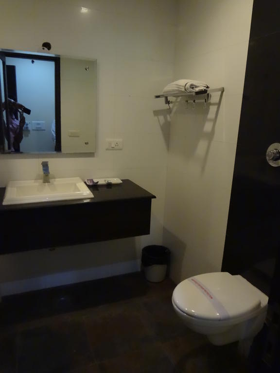 Hotel Siam International Dillí Exteriér fotografie