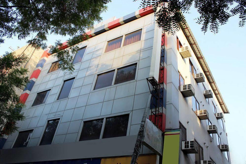 Hotel Siam International Dillí Exteriér fotografie