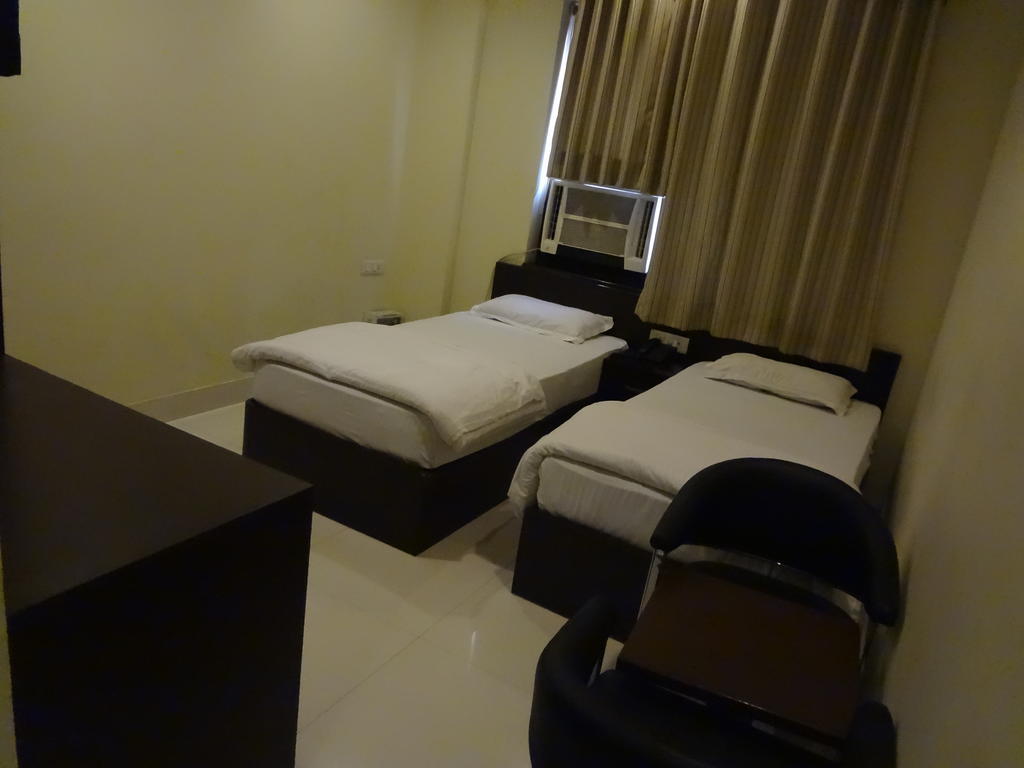 Hotel Siam International Dillí Pokoj fotografie